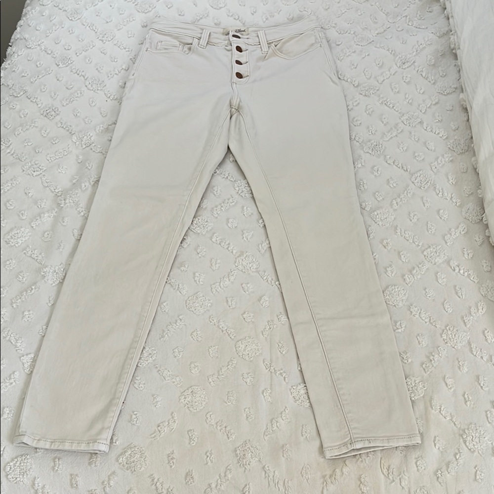 Cream / Off-White Jeans